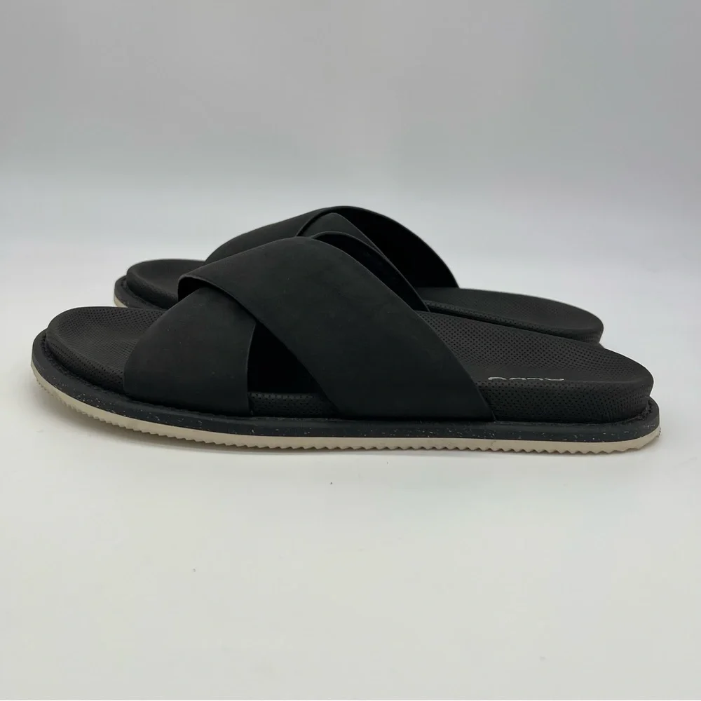 Also Men’s Sandals Size:8
